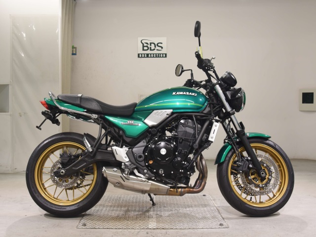 Kawasaki Z650RS 2023