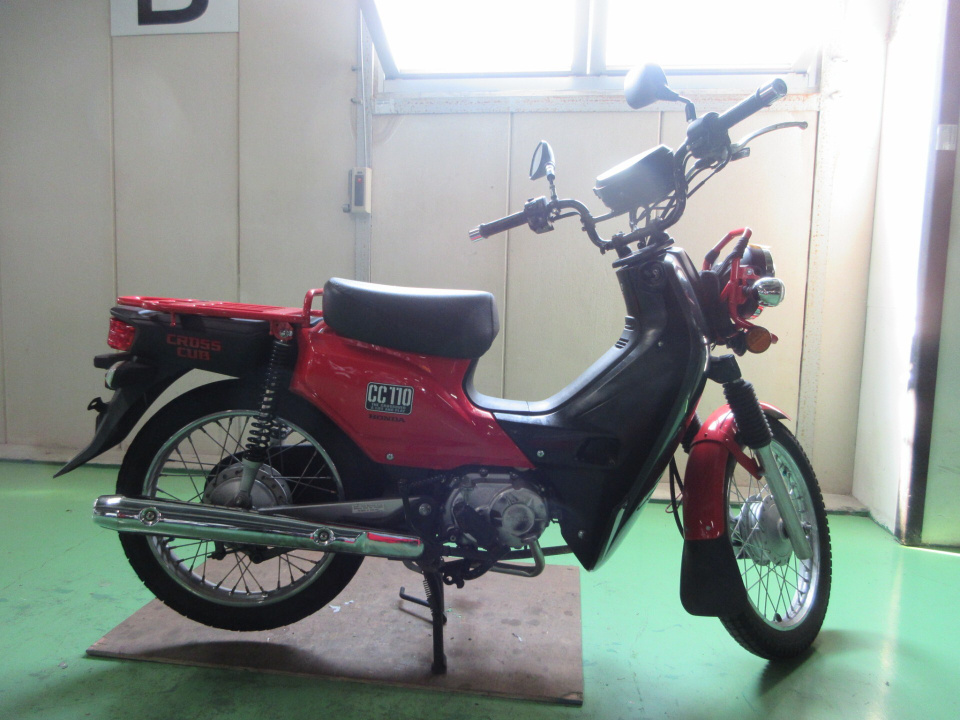 Honda CC110 CROSSCUB 2016