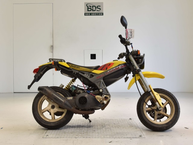 Suzuki TR110S