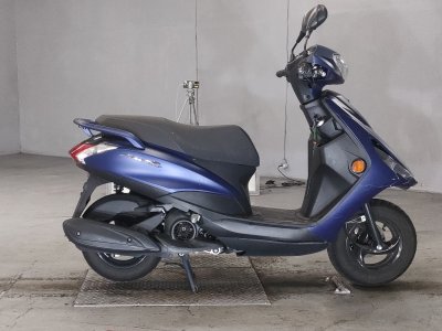 Yamaha AXIS Z 2022