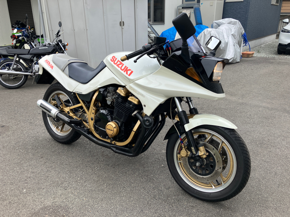 Suzuki GSX750S KATANA 1984