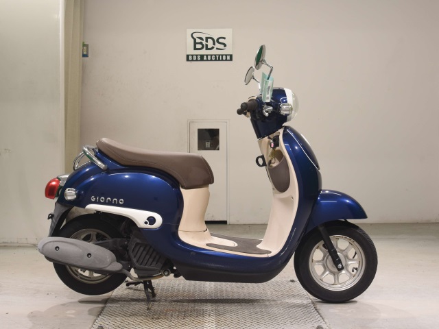 Honda GIORNO 2016