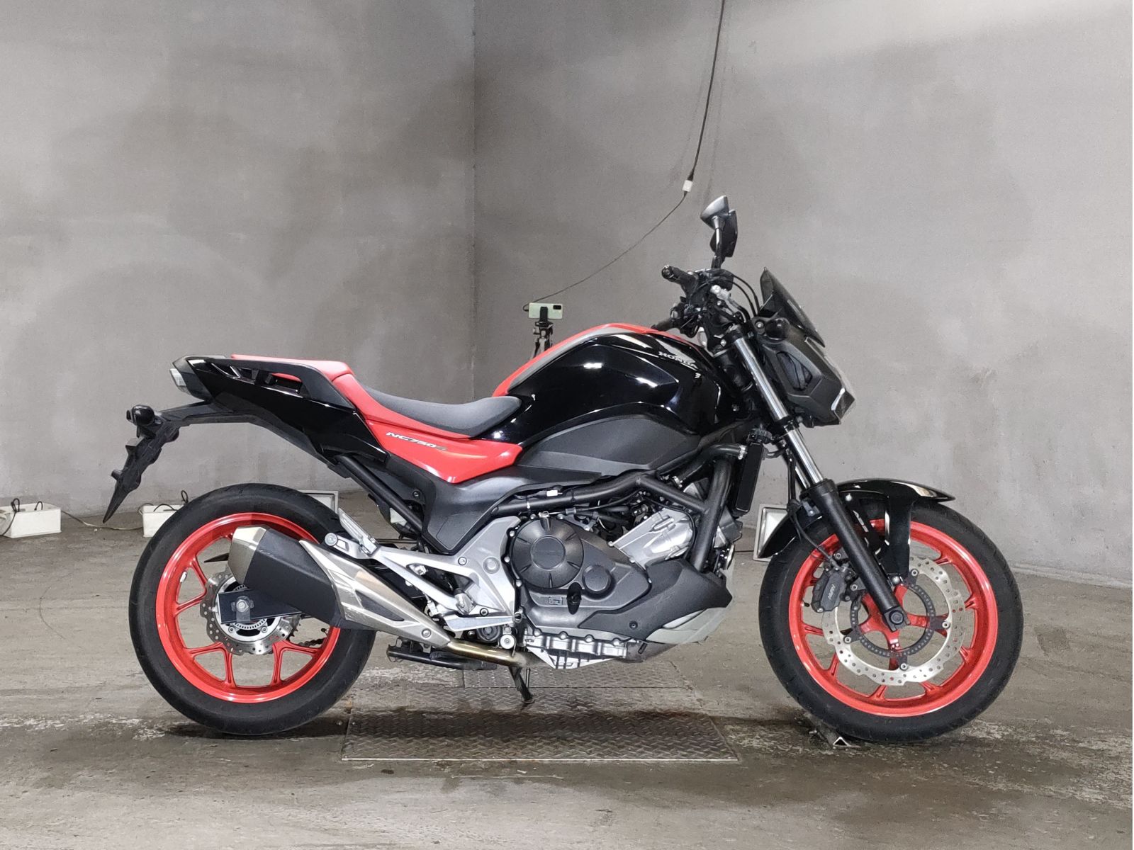 Honda NC750S 2016