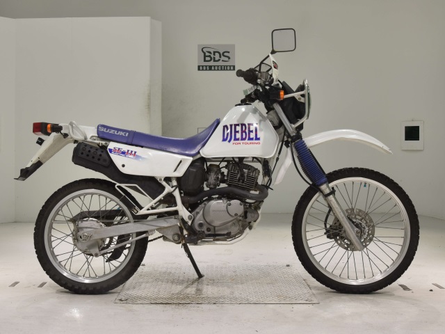 Suzuki DJEBEL125