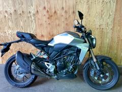 Honda CB250R 2019