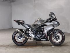 Yamaha YZF-R25 2016