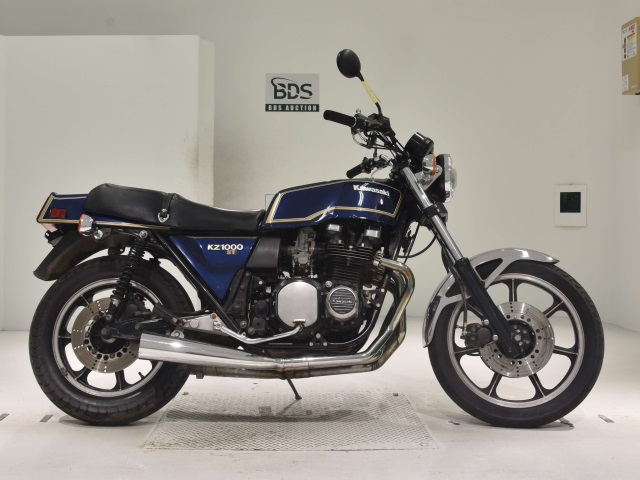 Kawasaki Z1000ST