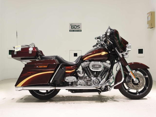 HD STREET GLIDE FLHXSE1800 2010