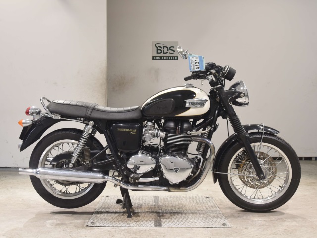 Triumph BONNEVILLE T100 2010