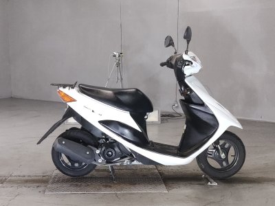 Suzuki ADDRESS V50