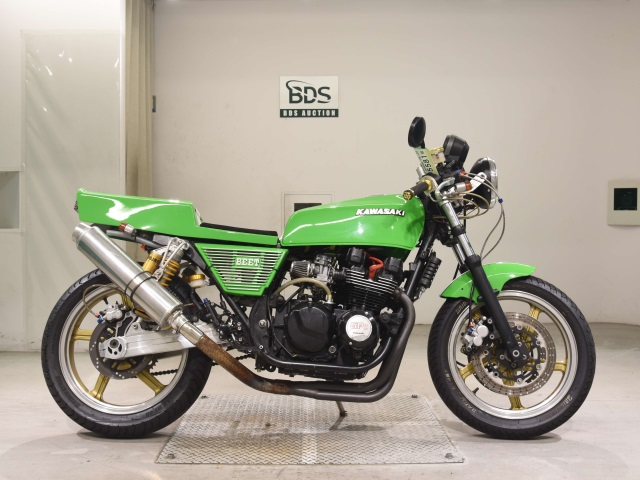 Kawasaki GPZ400F 1983
