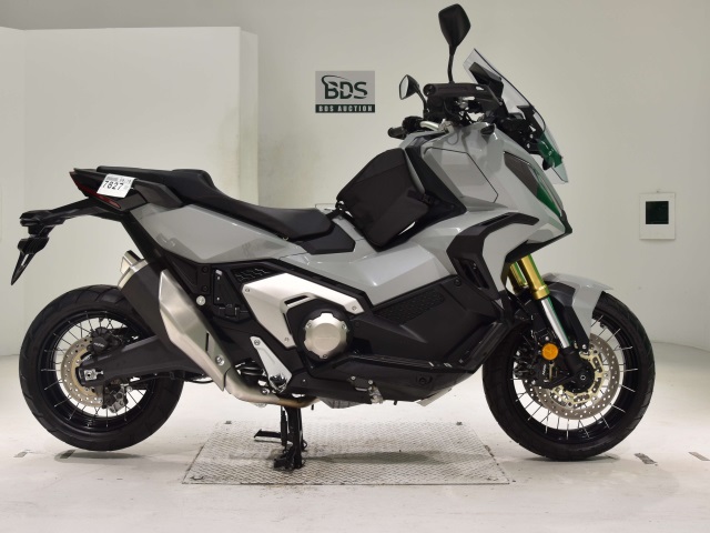 Honda X-ADV750-2 2024