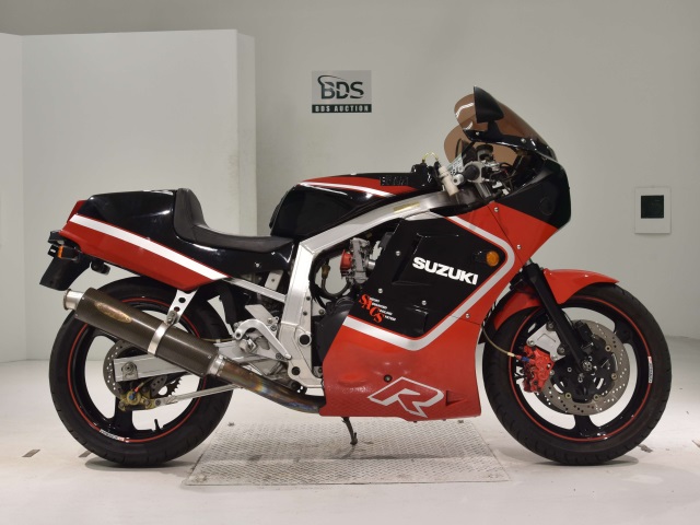 Suzuki GSX-R1100 1987