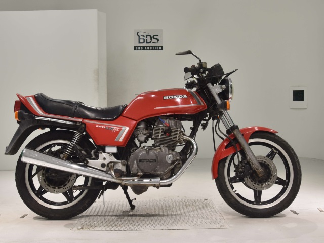 Honda CB250 SUPERHAWK 1980