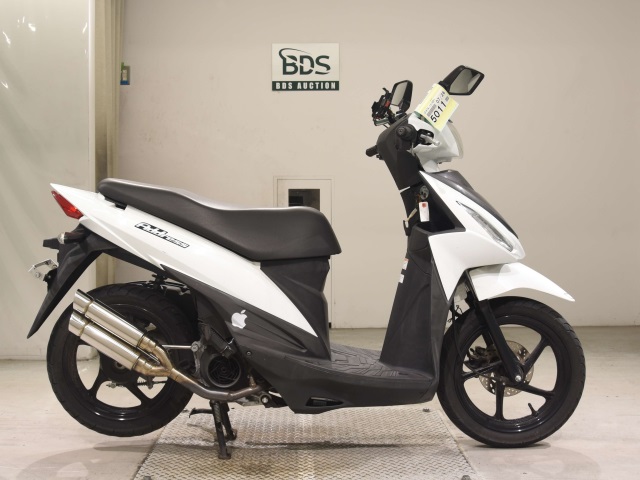 Suzuki ADDRESS V110