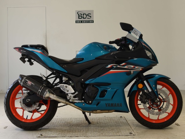 Yamaha YZF-R25 2021