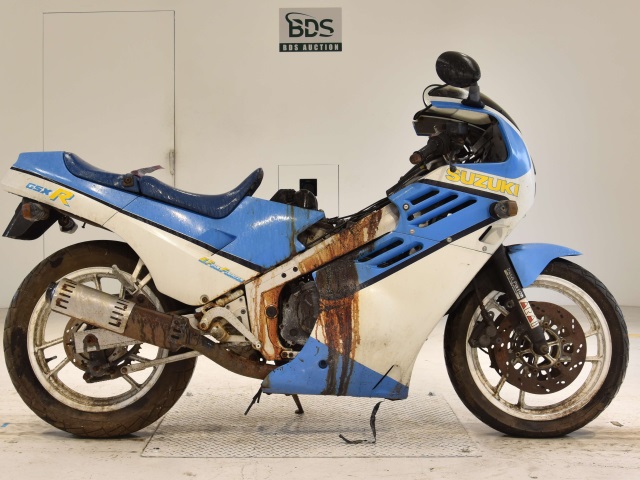 Suzuki GSX-R400