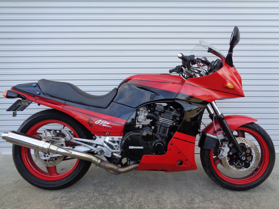 Kawasaki GPZ900R 1991