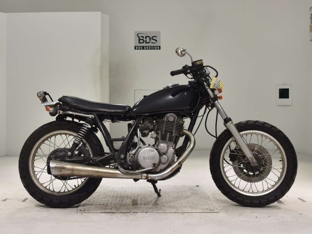 Yamaha SR400 1982