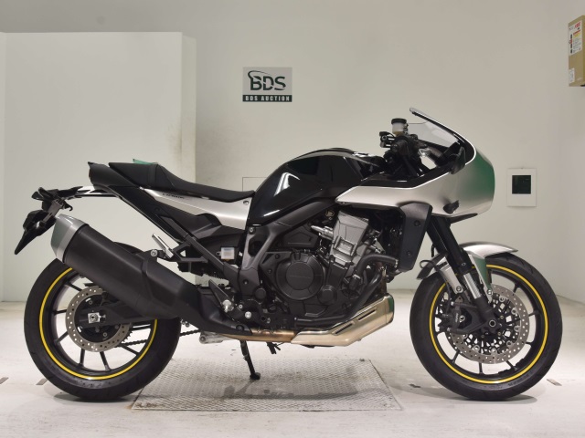Honda HAWK11 2022