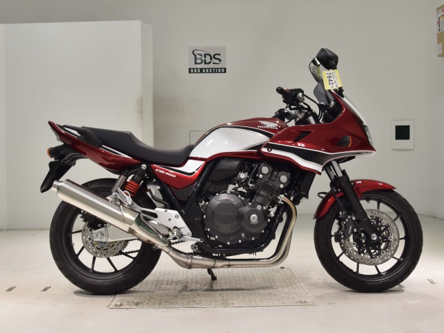 Honda CB400SFA BOLDOR 2025