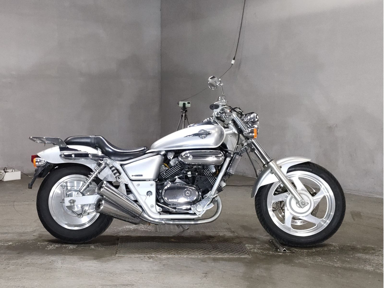 Honda MAGNA250 2001