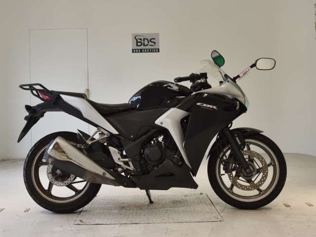 Honda CBR250RA 2011