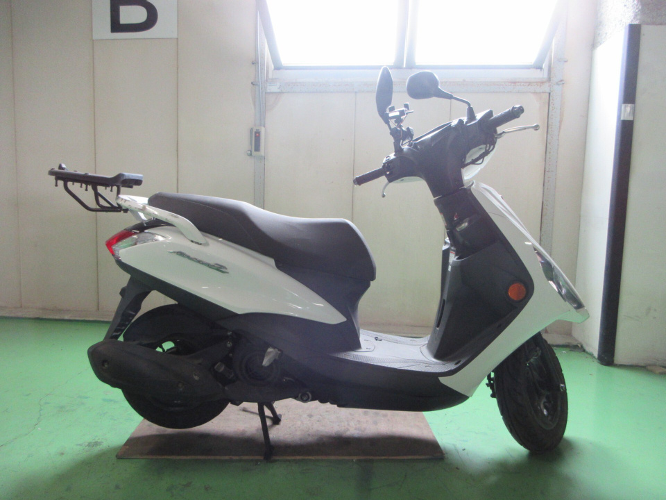 Yamaha AXIS Z