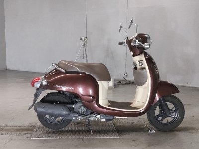Honda GIORNO 2011