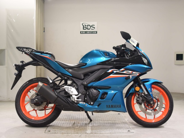 Yamaha YZF-R25A 2021