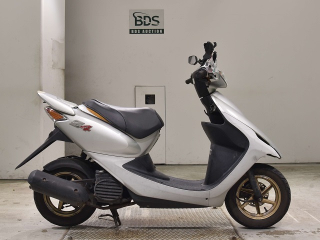 Honda DIO Z4 2002