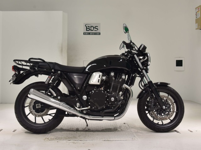 Honda CB1100RS 2021