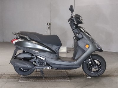 Yamaha AXIS Z 2017