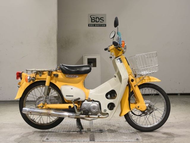 Honda C50 2005