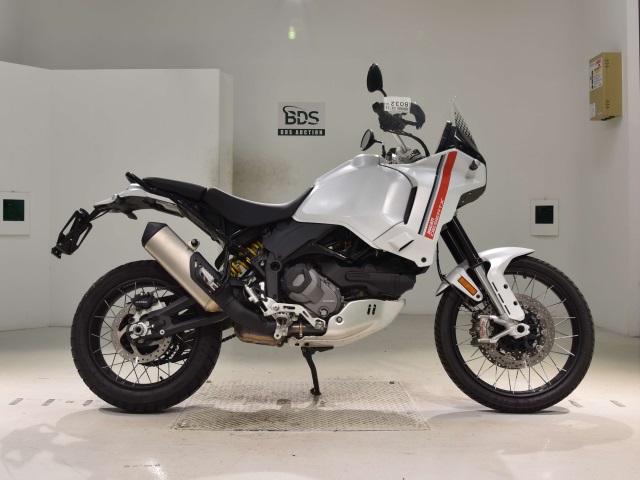 Ducati DESERT X 2024