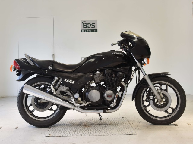 Yamaha XJ750E 1985