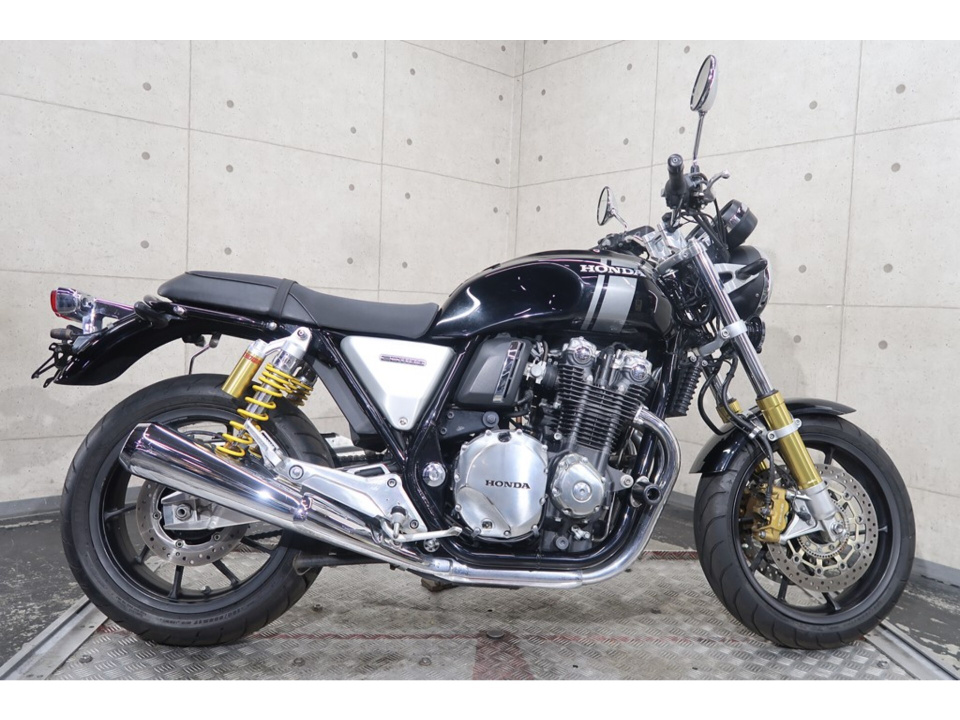 Honda CB1100RS 2017
