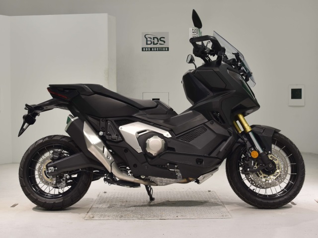 Honda X-ADV750-2 2024