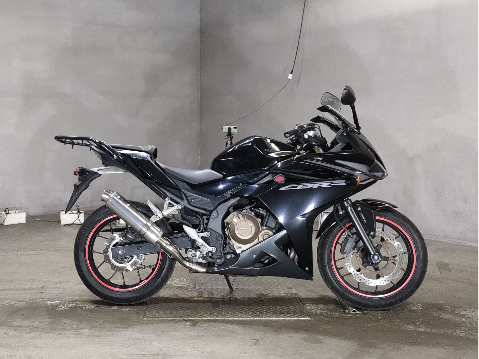 Honda CBR400R 2016