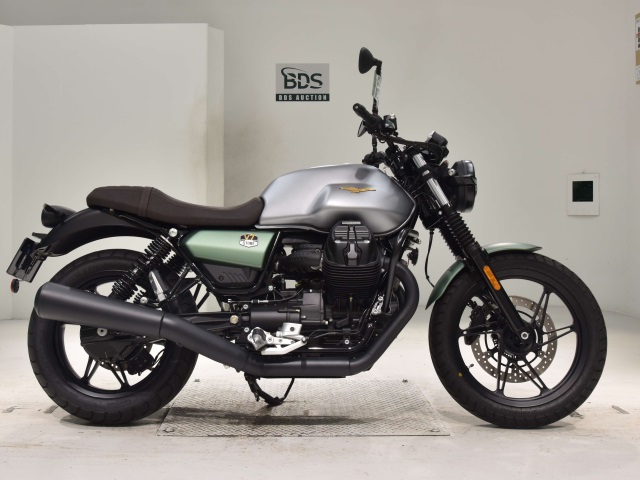 Moto Guzzi V7 STONE 2022