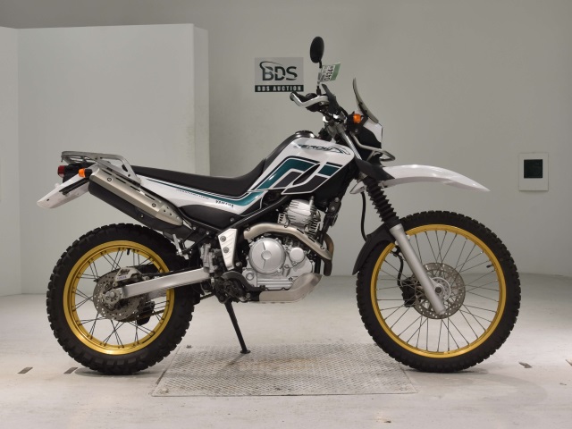 Yamaha SEROW XT250 2008