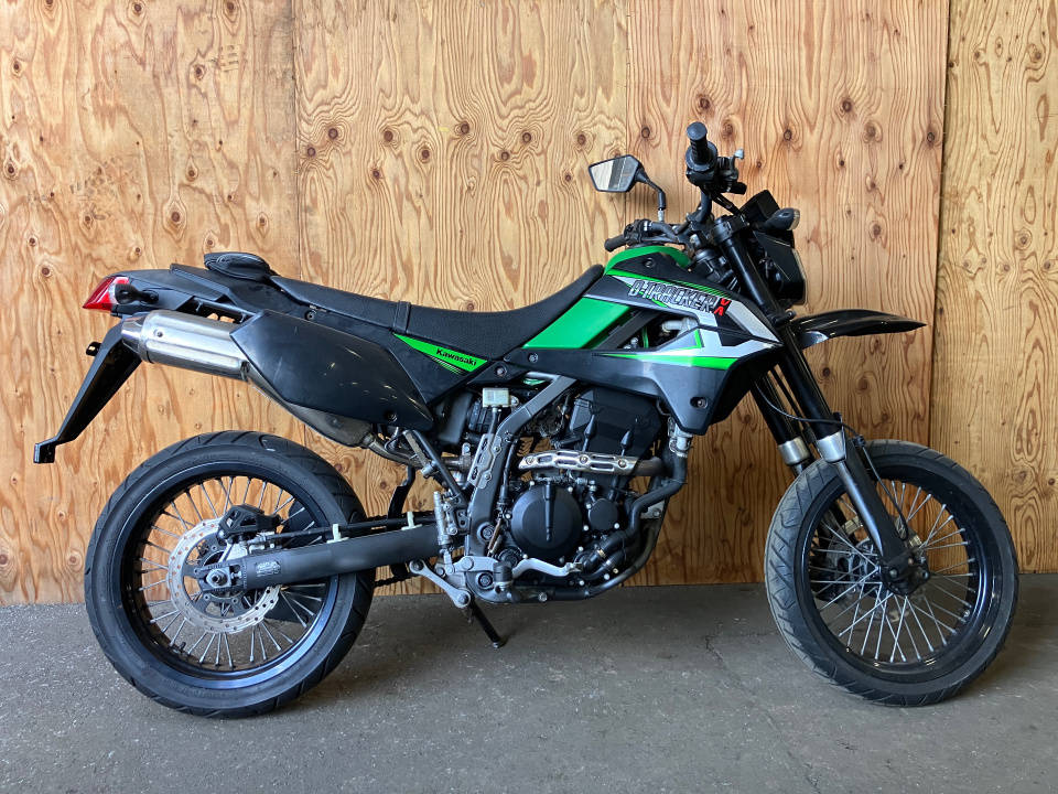Kawasaki D-TRACKER250X 2015