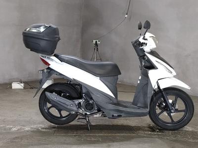 Suzuki ADDRESS V110