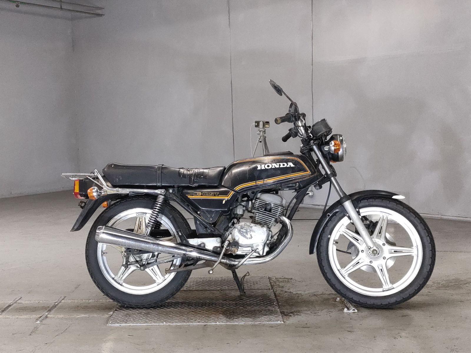 Honda CB125 1977