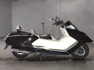 Yamaha MAGZAM 2010