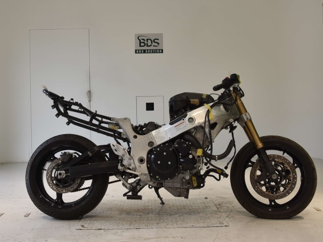 Suzuki GSX1300R HAYABUSA 2002