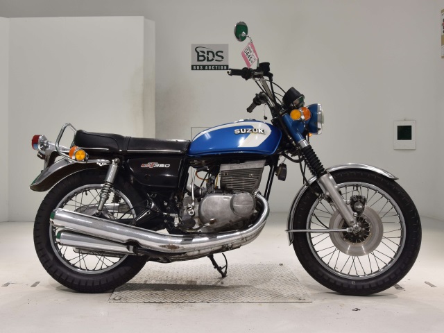 Suzuki GT380 1972