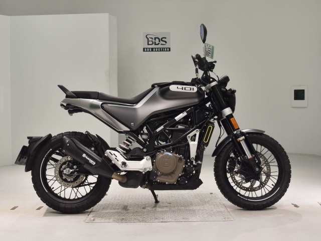 Husqvarna SVARTPILEN 401 2021