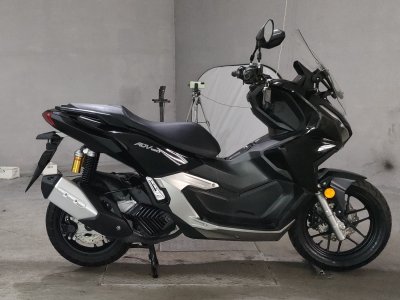 Honda ADV 160 2025