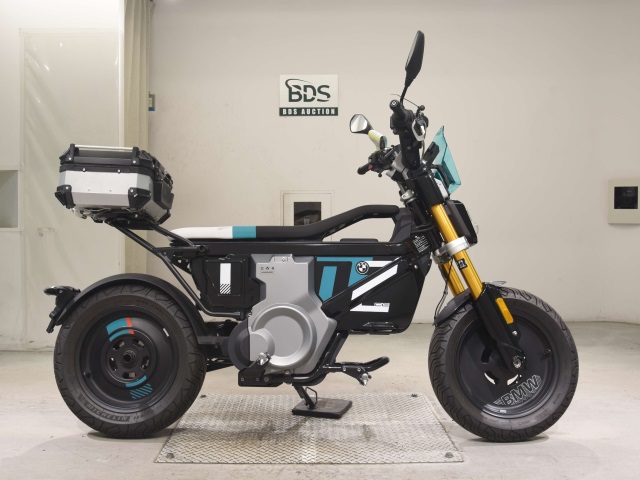 BMW ce02 2024
